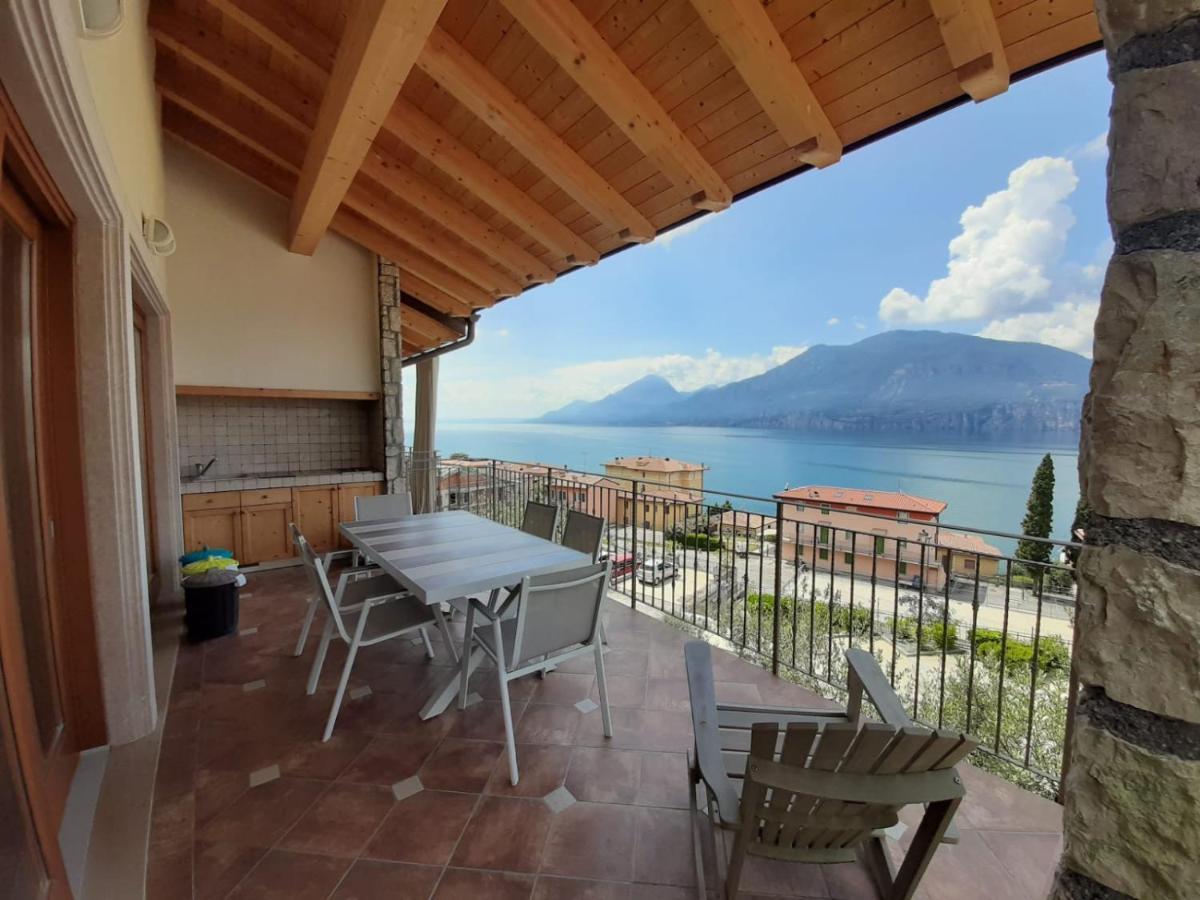 Bmp Apartment Deluxe 1 Jacuzzi Riscaldata Privata Vista Lago Di Garda Brenzone sul Garda Eksteriør billede
