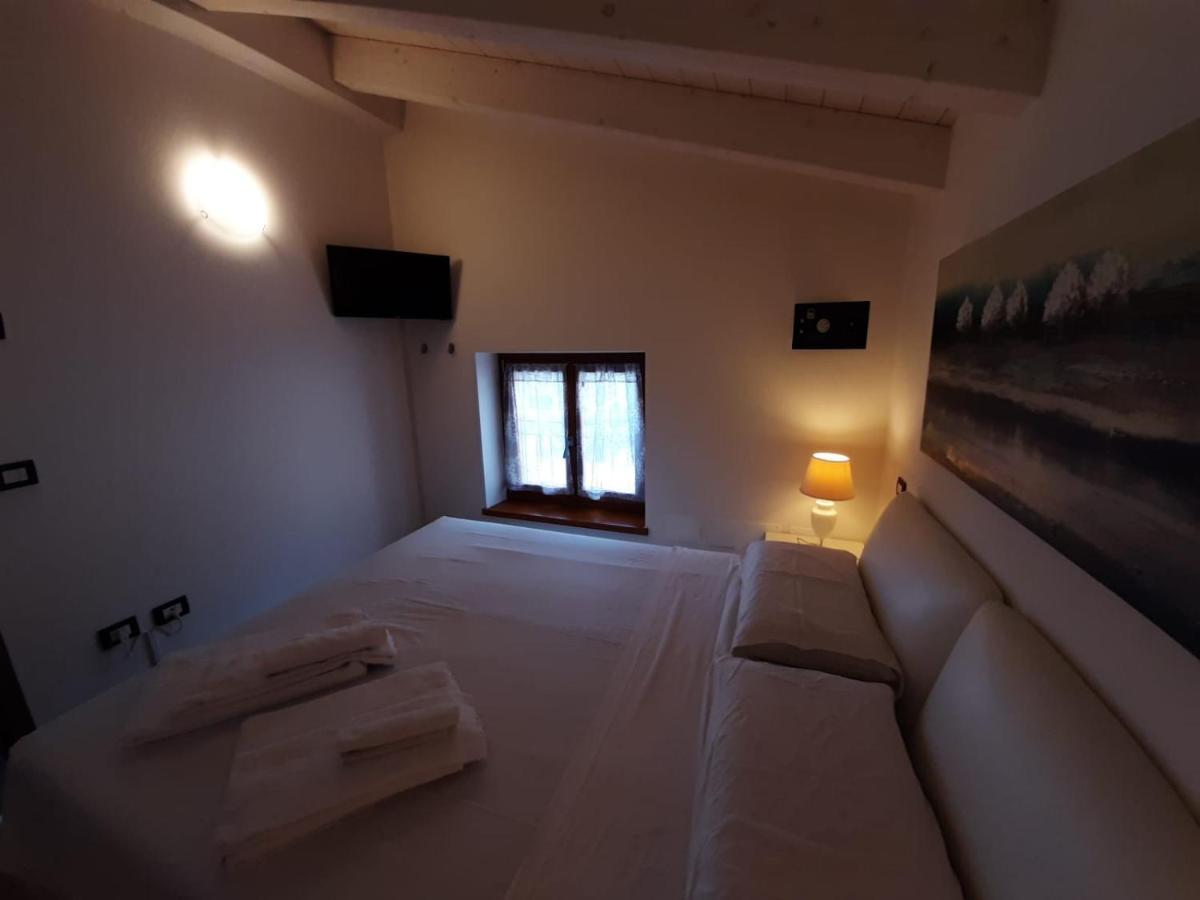 Bmp Apartment Deluxe 1 Jacuzzi Riscaldata Privata Vista Lago Di Garda Brenzone sul Garda Eksteriør billede