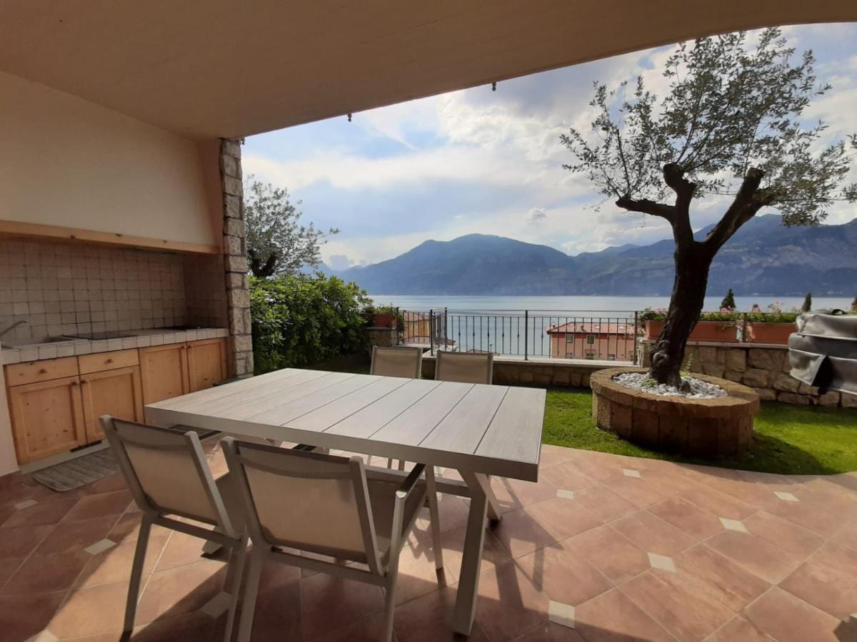 Bmp Apartment Deluxe 1 Jacuzzi Riscaldata Privata Vista Lago Di Garda Brenzone sul Garda Eksteriør billede